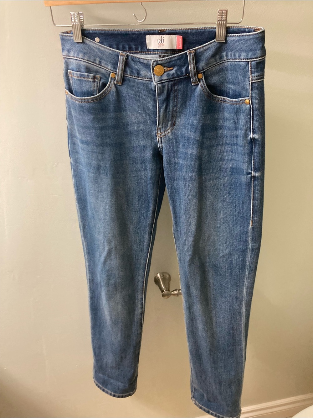 CAbi Women's Medium Blue Cropped Ankle Jeans